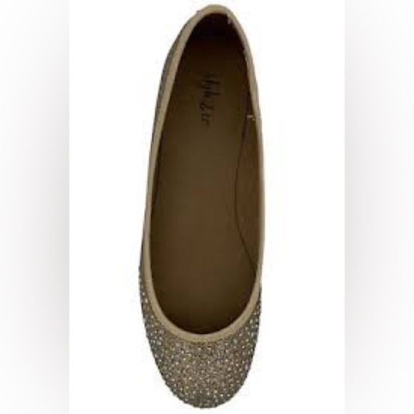 Style & Co Women's Angelynn Flats - Picture 4 of 16